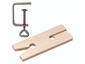 Laubsägebrettchen mit Tischklemme