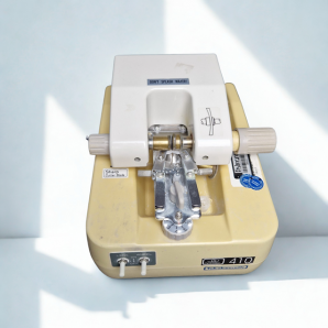 GEBRAUCHT (310) Takubo Rillgerät AG-5 410